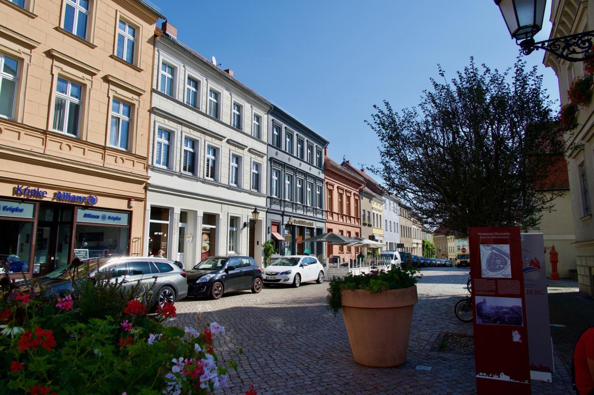 Das Bilderbuchcafe - Ferien - Apartment No 3 - Markt 7 Havelberg Exterior photo
