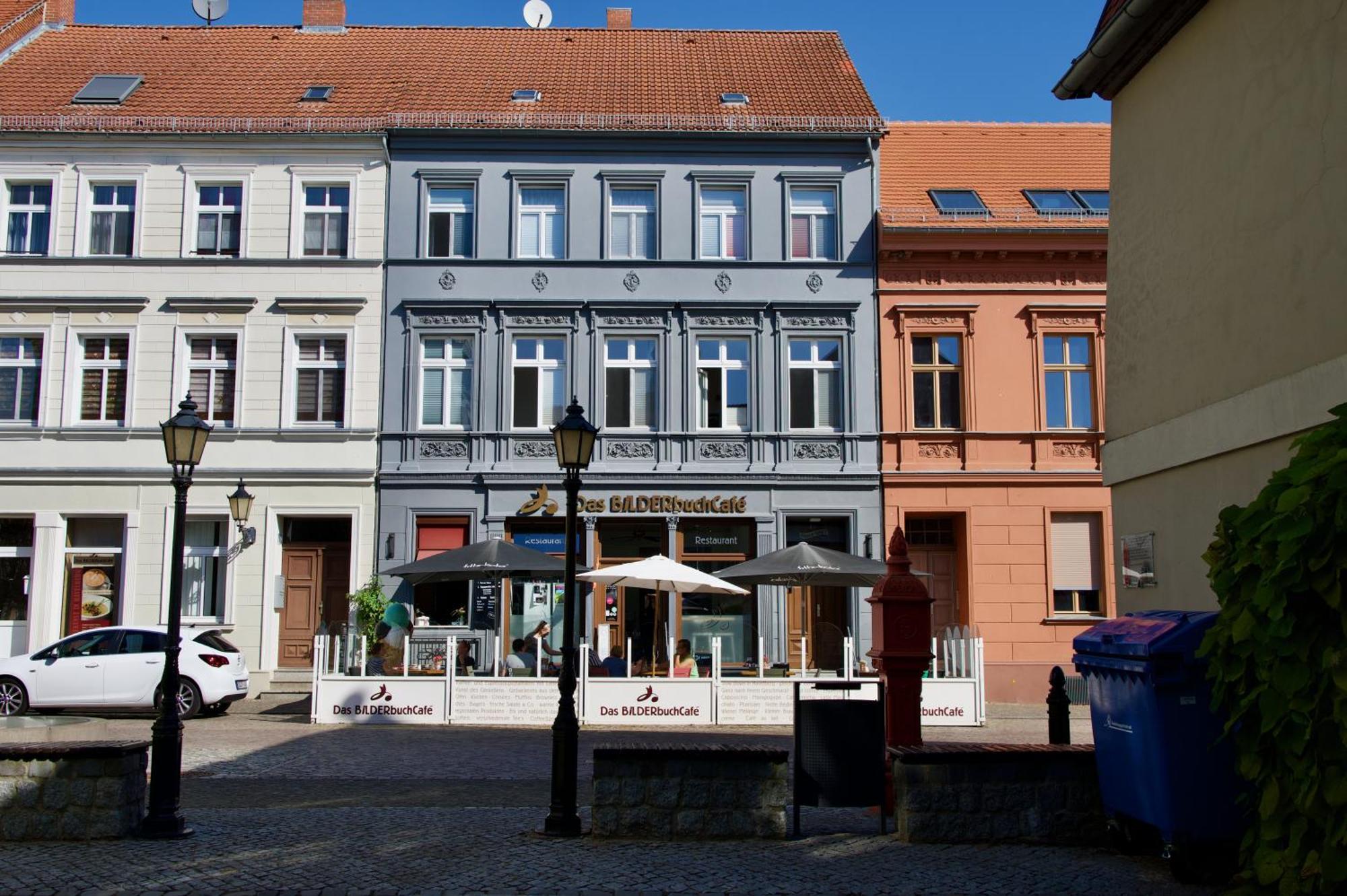 Das Bilderbuchcafe - Ferien - Apartment No 3 - Markt 7 Havelberg Exterior photo