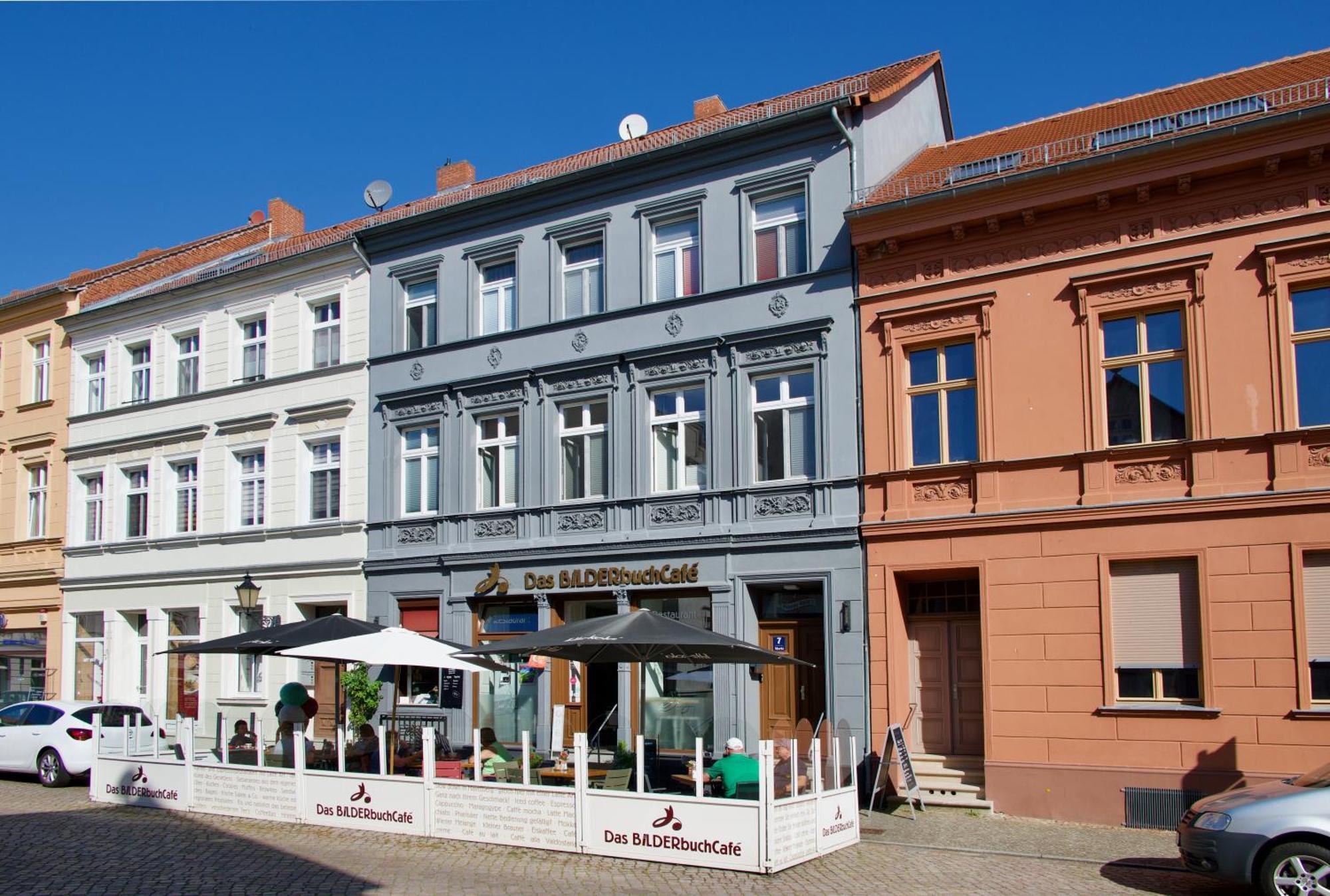 Das Bilderbuchcafe - Ferien - Apartment No 3 - Markt 7 Havelberg Exterior photo